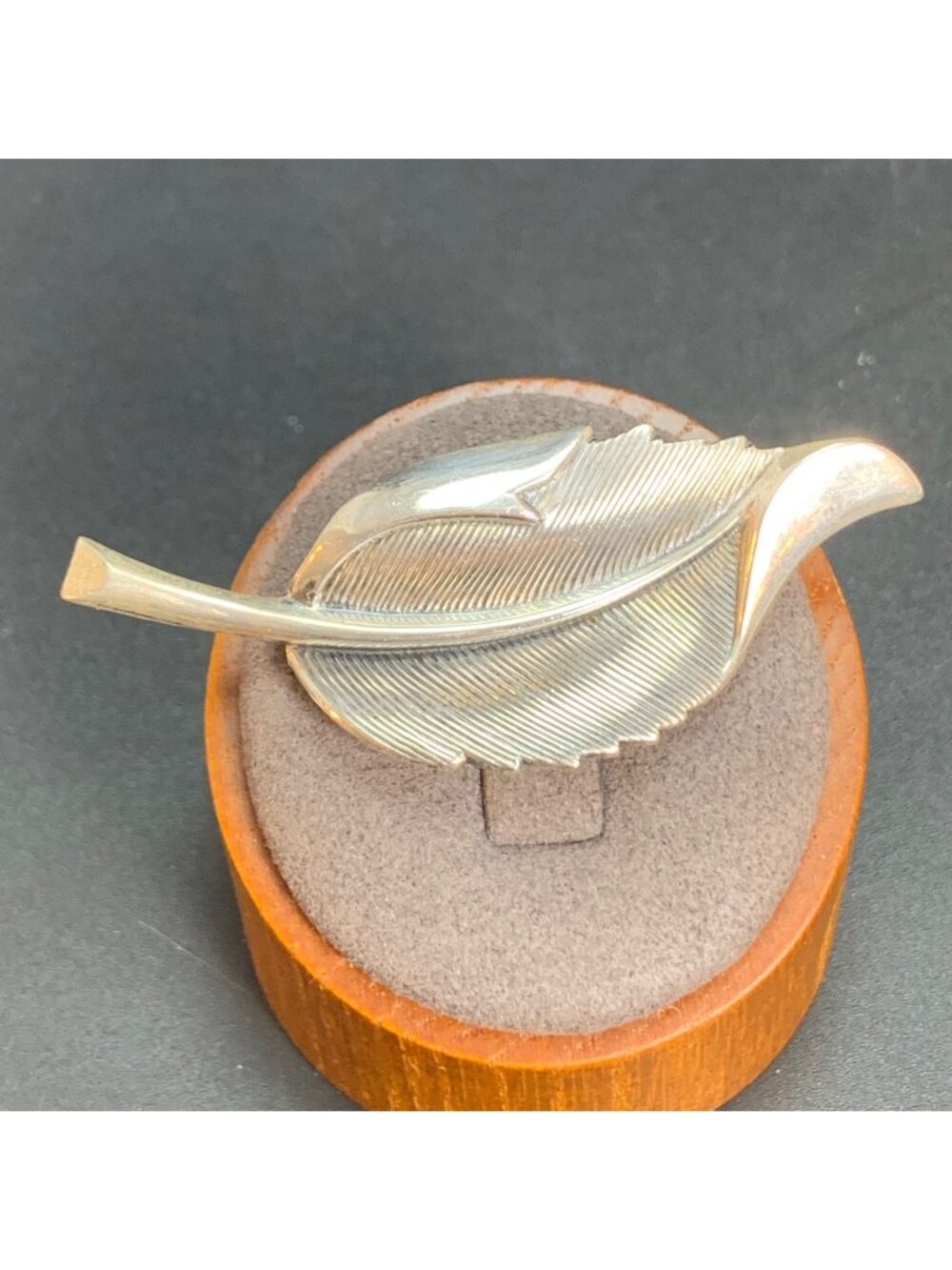 Designer BEAU Sterling Silver 925 Brooch Leaf Design Size 2.25" Long 1" Wide